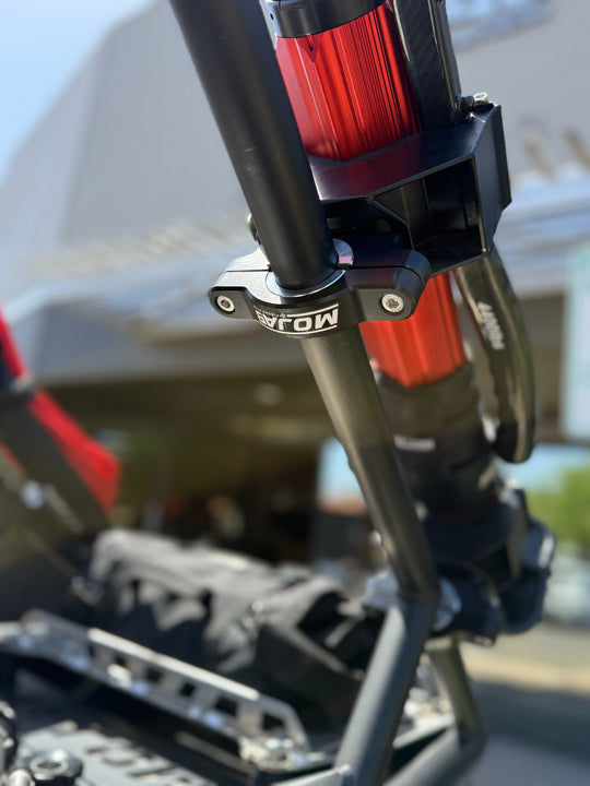 CarbonPro Compact Hydraulic Jack with Mounting Clamps MLH 40'' - Premium Truck Accessory by Xtreme Canopies
