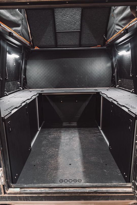 Alu-Cab Alu-Cabin Canopy Camper - Chevrolet Silverado 1500 / GMC Sierra 1500 2019-Present 4th Gen. - Bed Plate System - Premium Camper by Xtreme Canopies