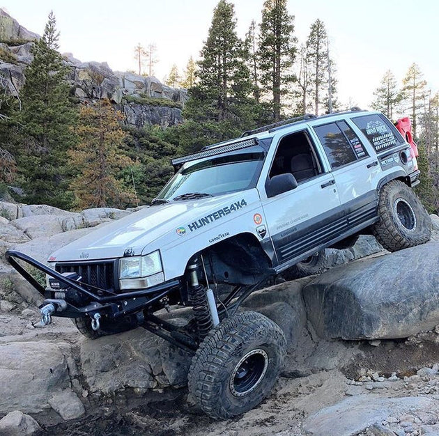 1993 - 1998 Jeep Grand Cherokee ZJ 50" Curved LED Light Bar Roof Mounts - Premium Vehicle Mount by Xtreme Canopies