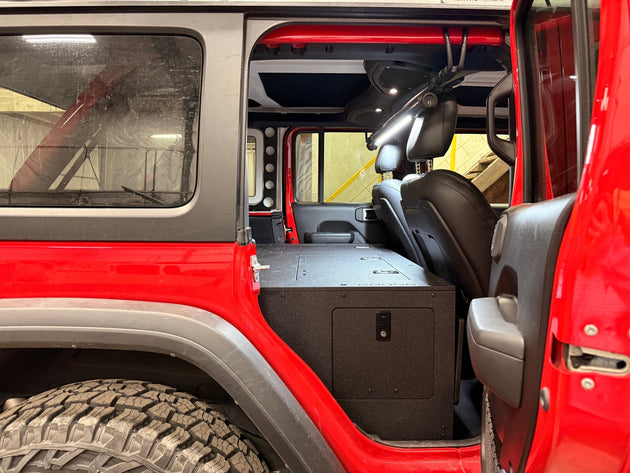 Jeep - Wrangler - 2024-Present - JLU - 4 Door - Explore Series - Seat Delete Plate System - Second Row - Module Based - 10" Module - Premium Seat Delete Plate System by Xtreme Canopies