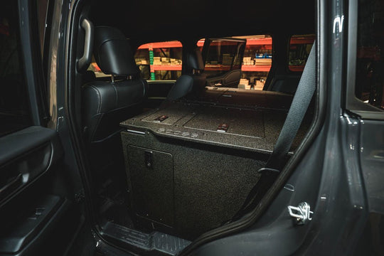 TOYOTA - LAND CRUISER - 2024-PRESENT - LC250 - EXPLORE SERIES - STEALTH SLEEP & CHEF PACKAGE - Premium Packages by Xtreme Canopies